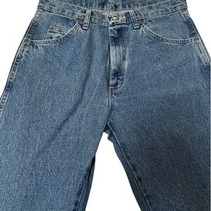 Wrangler Blues Jeans Mens Medium Wash Straight Leg Denim  32x34 (A16)